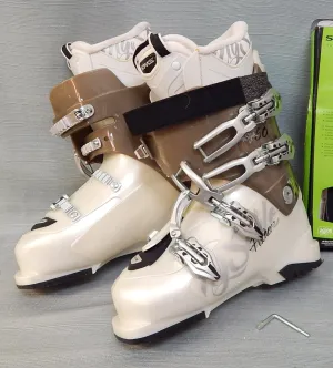Fischer SomaTec My Style 60 Alpine Ski Boots, Women's Size 6.5 - New!
